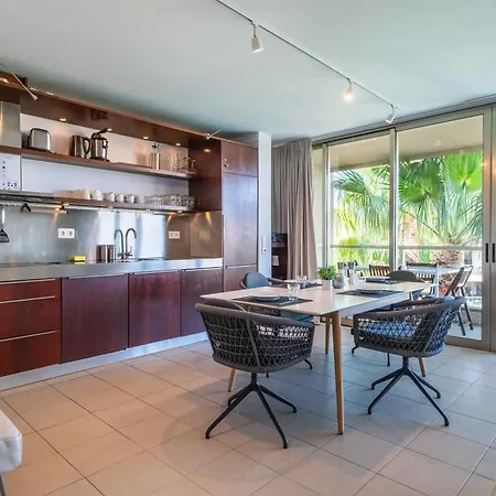 Salgados Paradise By Gabi Miguel